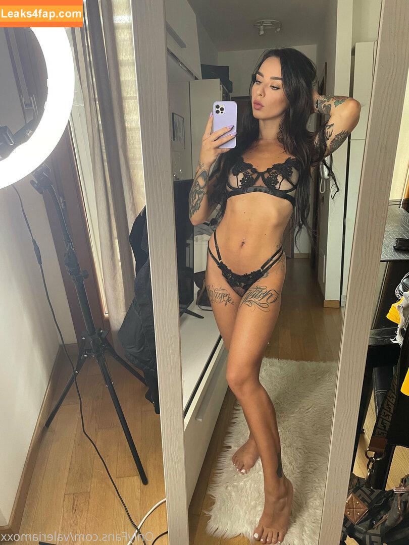valeriamoxx / vandoll_sg leaked photo photo #0091