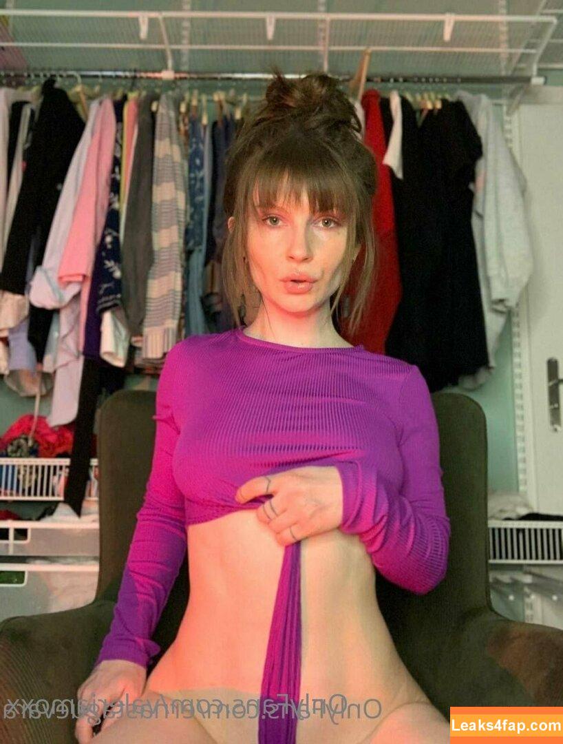 valeriamoxx / vandoll_sg leaked photo photo #0340