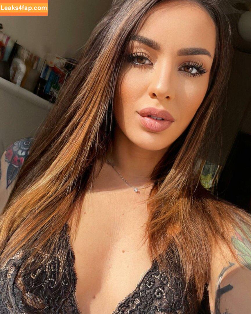valeriamoxx / vandoll_sg leaked photo photo #0408