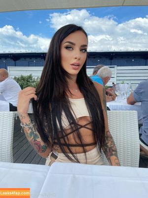 valeriamoxx photo #0025