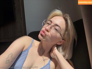 valerianotyours photo #0003