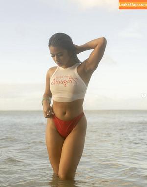 Valerie_2005 photo #0008