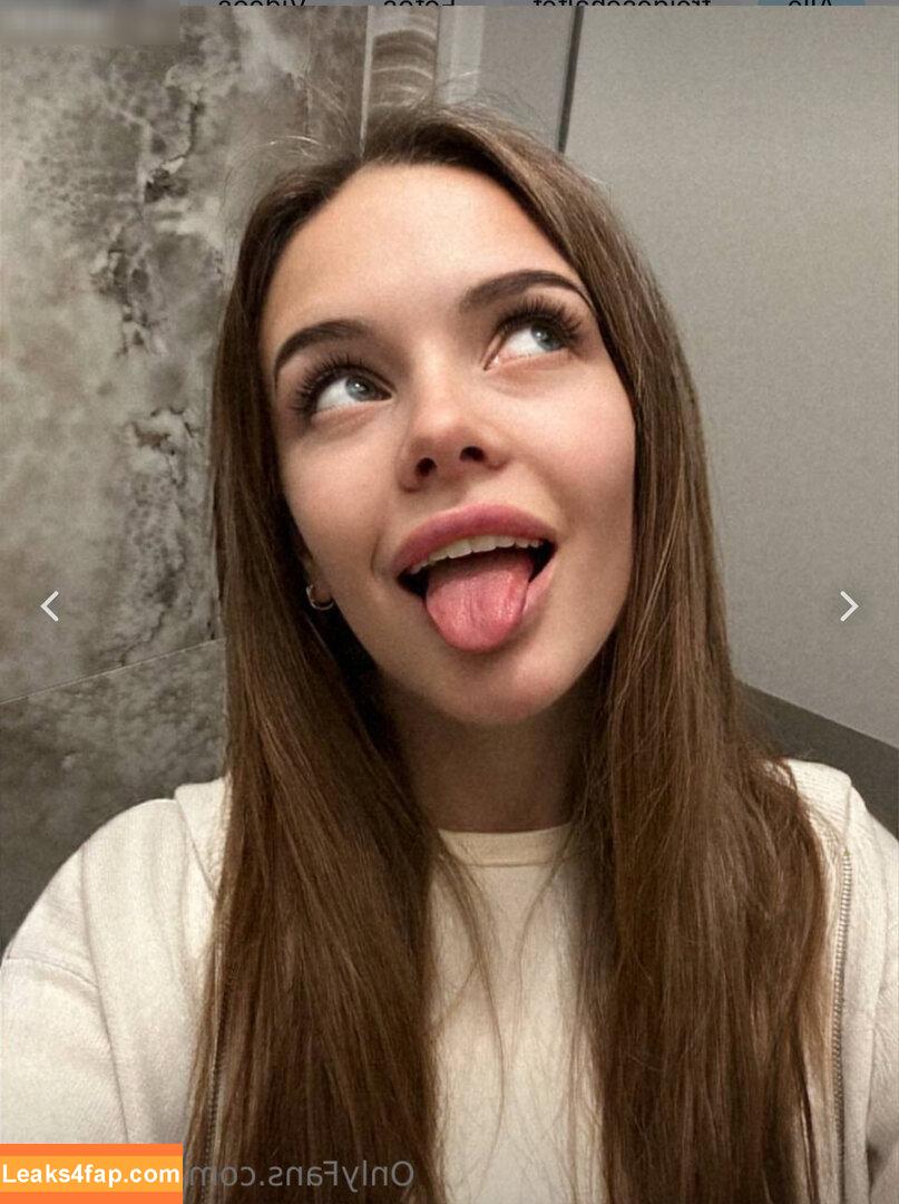 Valerie Flor / val.flores / valerieflor leaked photo photo #0209