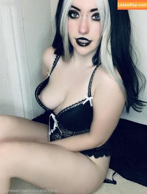 Valerie Vampyr photo #0079