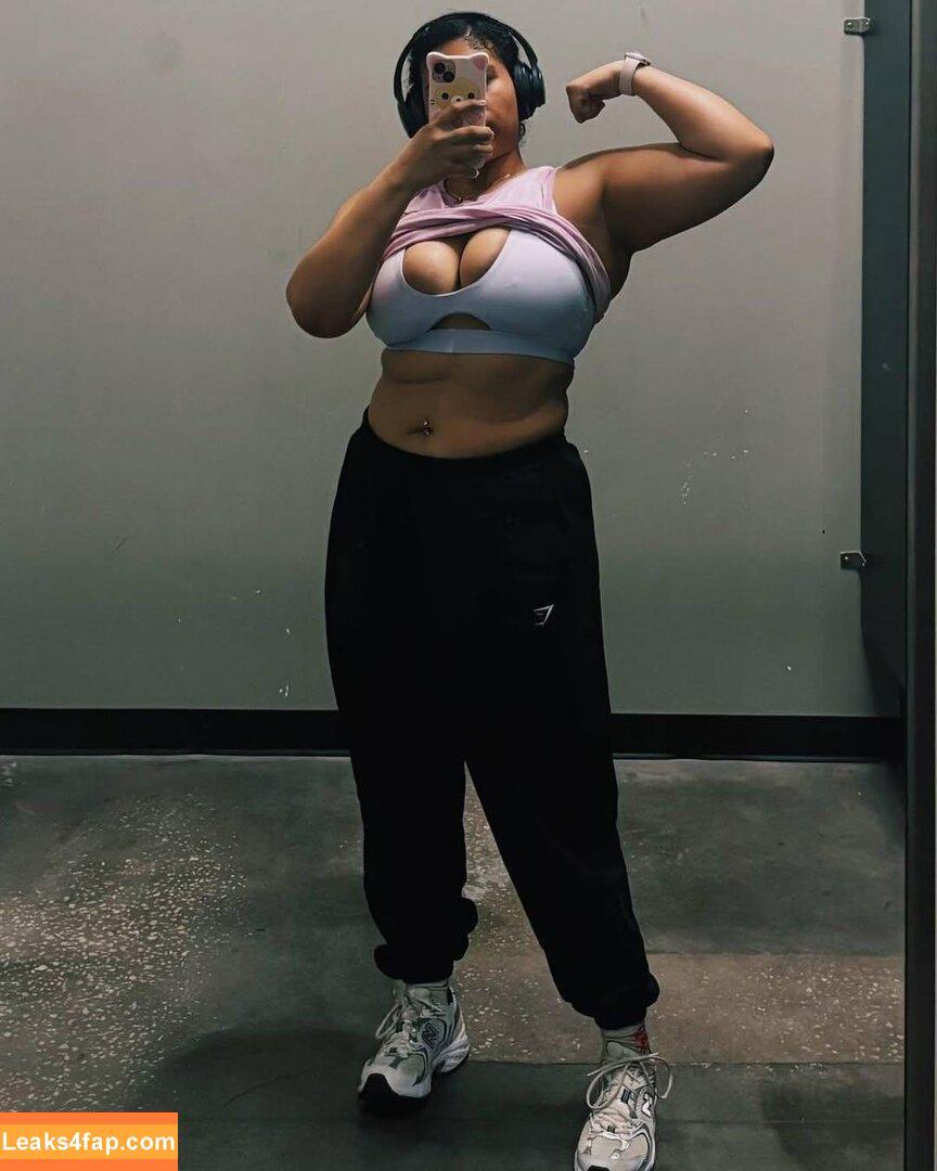 Valeriezun / subgirl77 leaked photo photo #0031