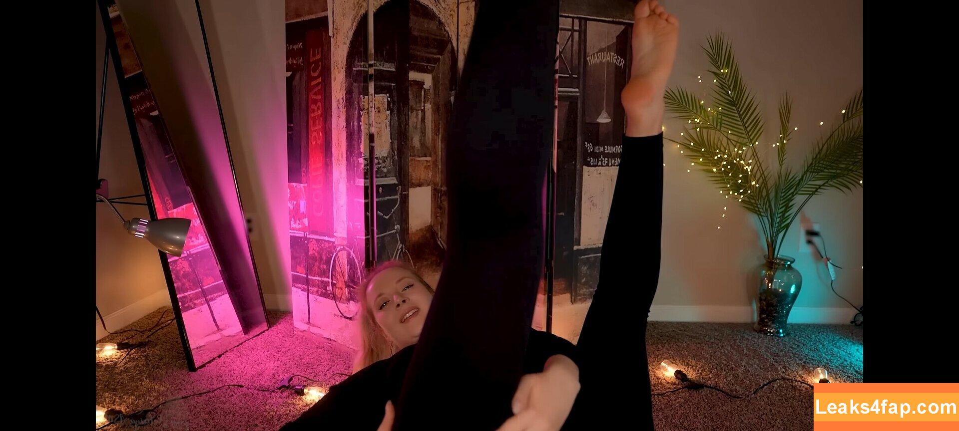 ValeriyaASMR leaked photo photo #0009