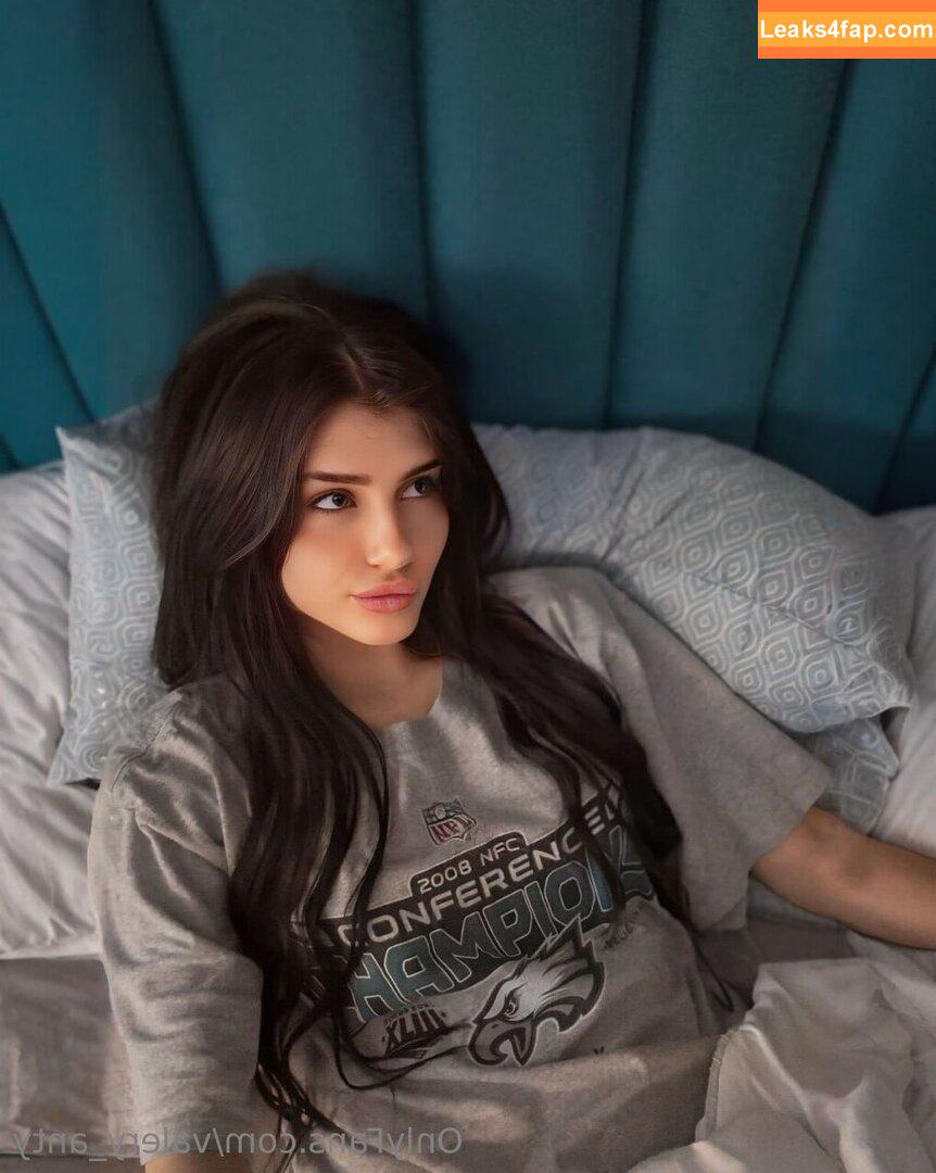 valery_anty / valeriehamaty leaked photo photo #0075