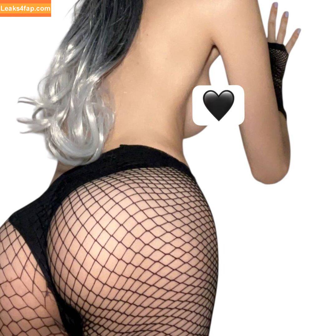 Valerya Salinas / Valessj / valackermannn / valesalinassj leaked photo photo #0062