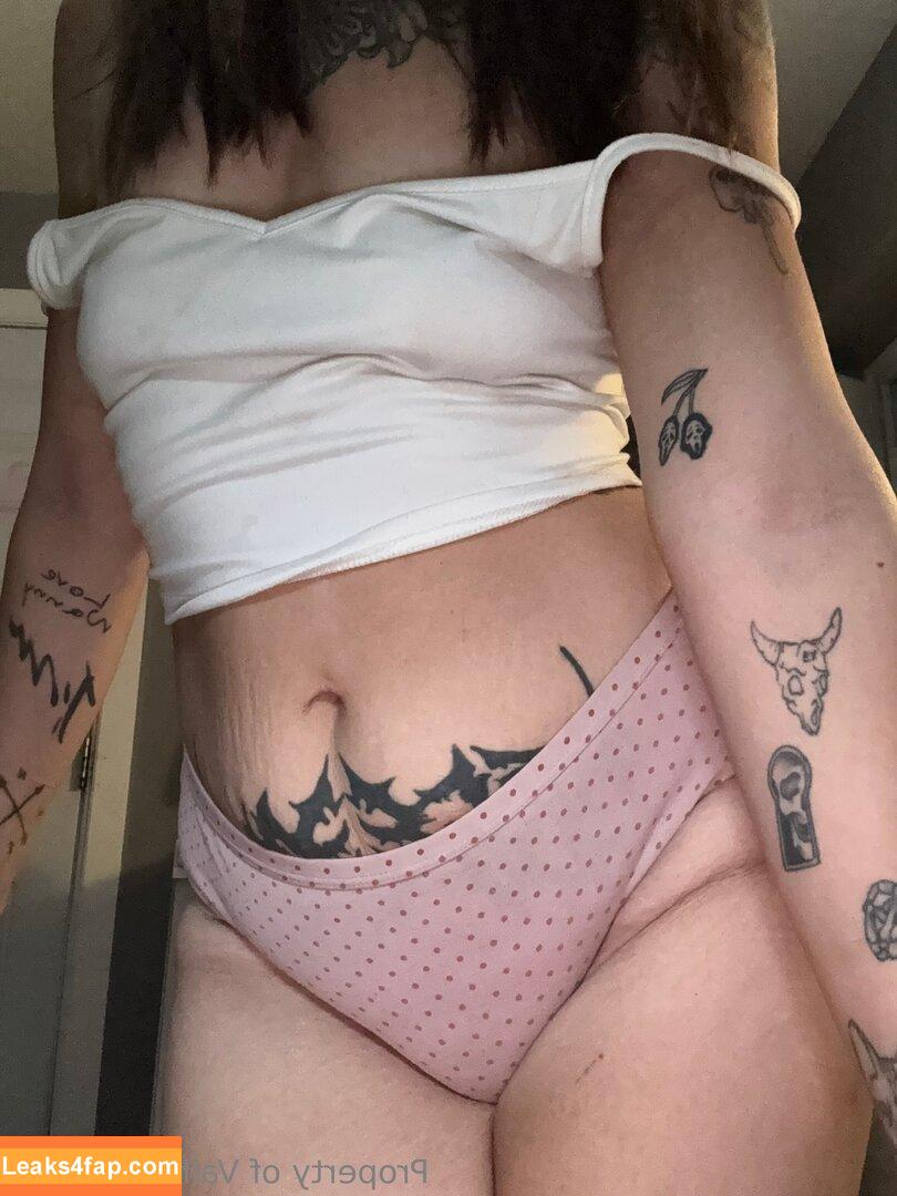 valhallaleighh_free / free_of_girls_only leaked photo photo #0039