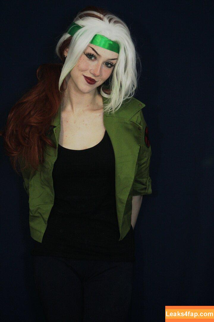 ValiantF0x / VixenValiant / user leaked photo photo #0127