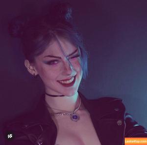 ValiantF0x photo #0097