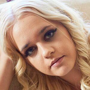 Valkyrie Mcfey photo #0026