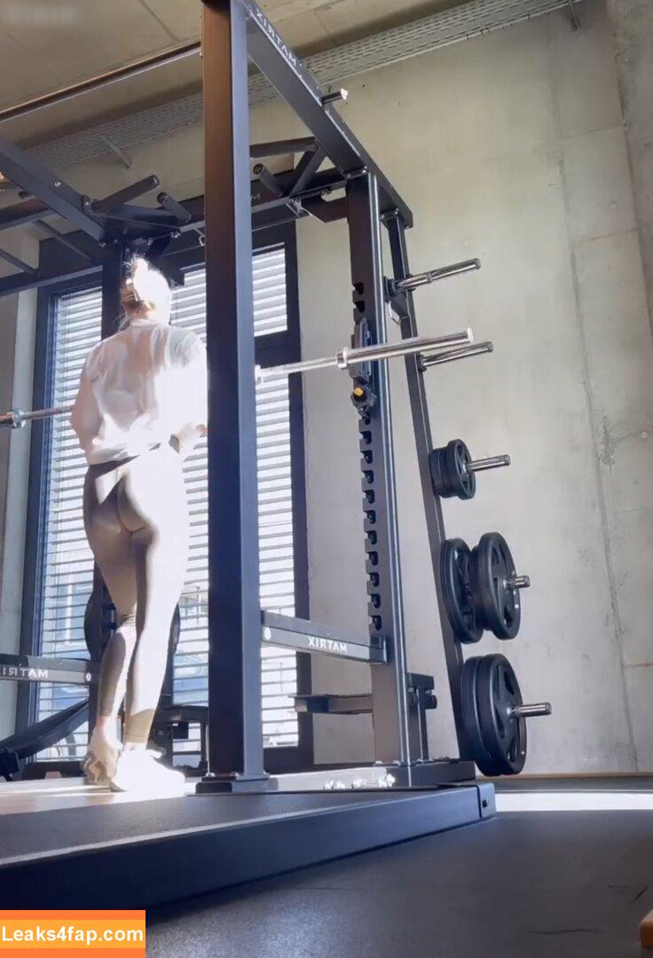 Vallixpauline leaked photo photo #0053