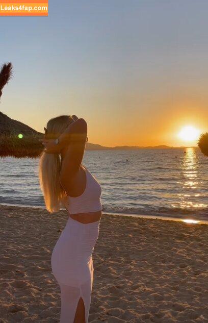 Vallixpauline leaked photo photo #0098