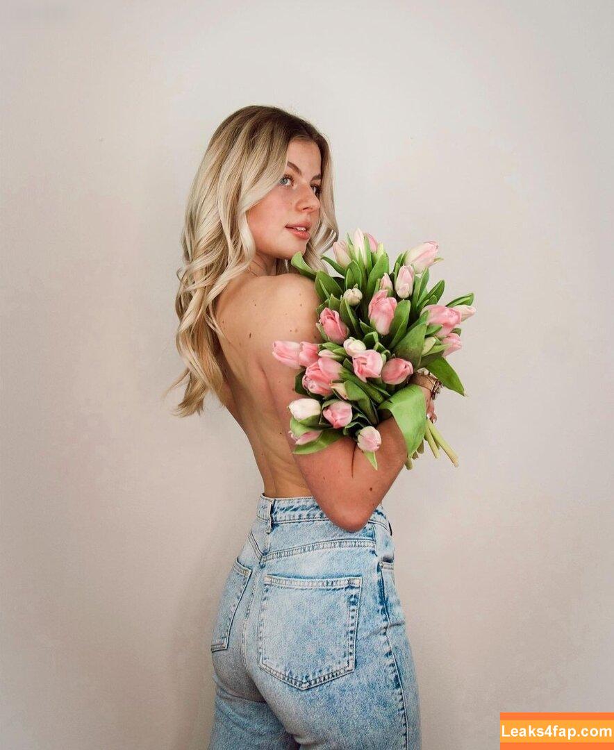 Vallixpauline leaked photo photo #0106