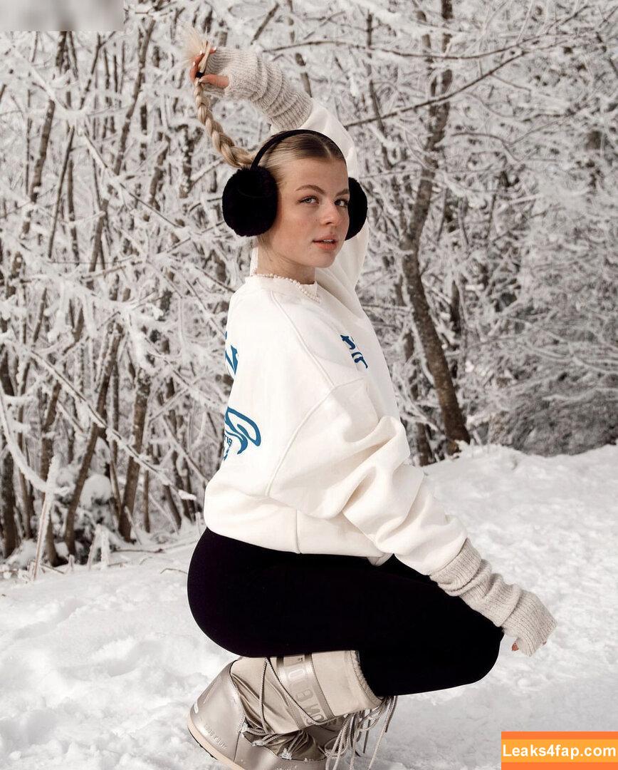Vallixpauline leaked photo photo #0118