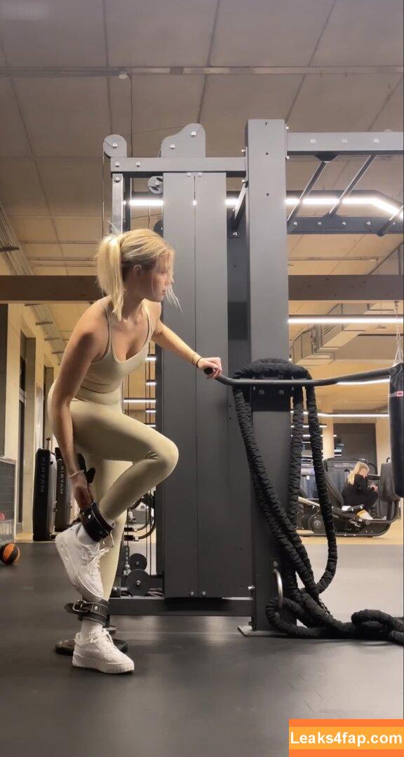 Vallixpauline leaked photo photo #0207