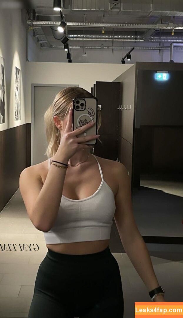 Vallixpauline leaked photo photo #0238