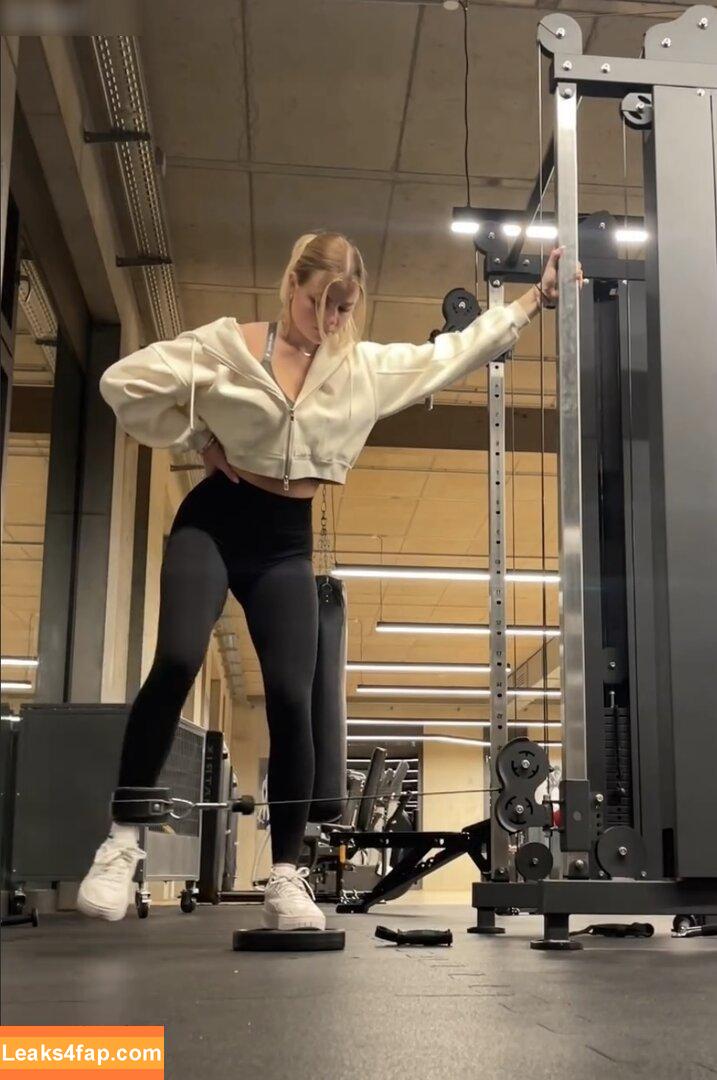 Vallixpauline leaked photo photo #0250