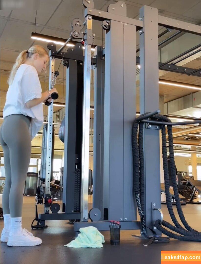 Vallixpauline leaked photo photo #0268