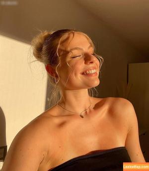 Vallixpauline photo #0066