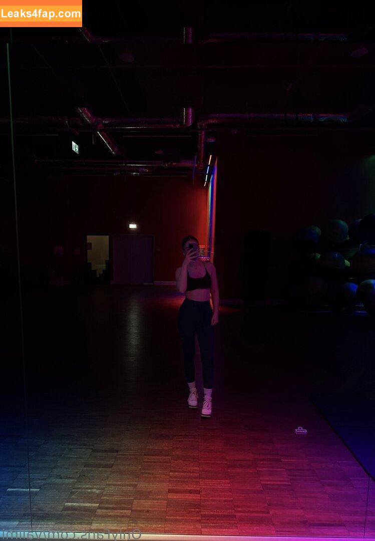 Vallmi / Kaleria Mi / https: / vpiekatoski leaked photo photo #0060