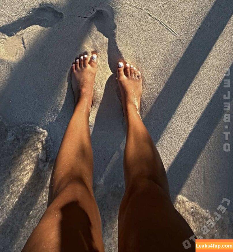 valonaash /  leaked photo photo #0397