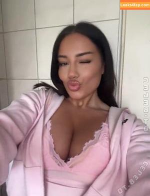 valonaash photo #0348