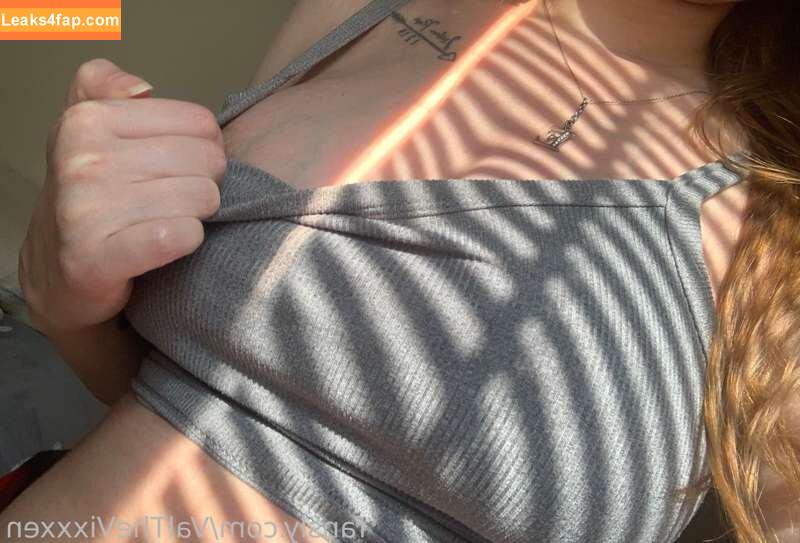 ValTheVixxxen / https: / valentin leaked photo photo #0015