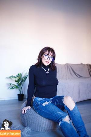 Valy Chan photo #0300