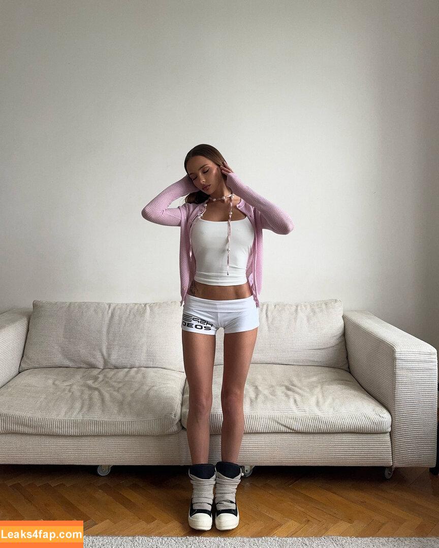 Valya Karnaval / karna.val / valyakarnaval leaked photo photo #0279