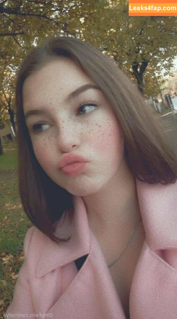 valya_ / valya_._._ leaked photo photo #0061