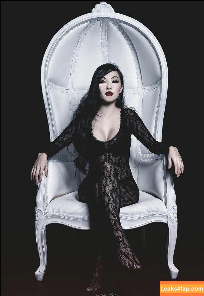 Vampybitme / Linda Le leaked photo photo #0125