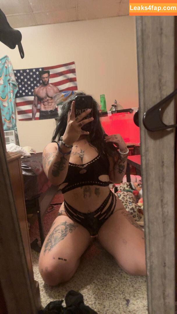 Vampyrdeath / zombskull1 leaked photo photo #0001