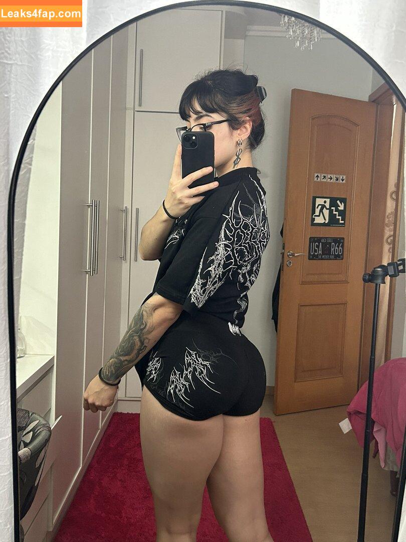 Vaneeeer_ / vaneee97 leaked photo photo #0084