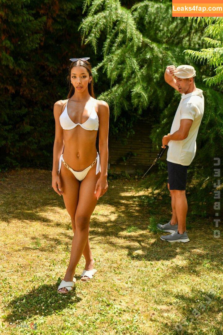 Vanessa Alessia / https: / real_vaneska.alesia / vanesaalessia1 / vanessa_alessia leaked photo photo #0478