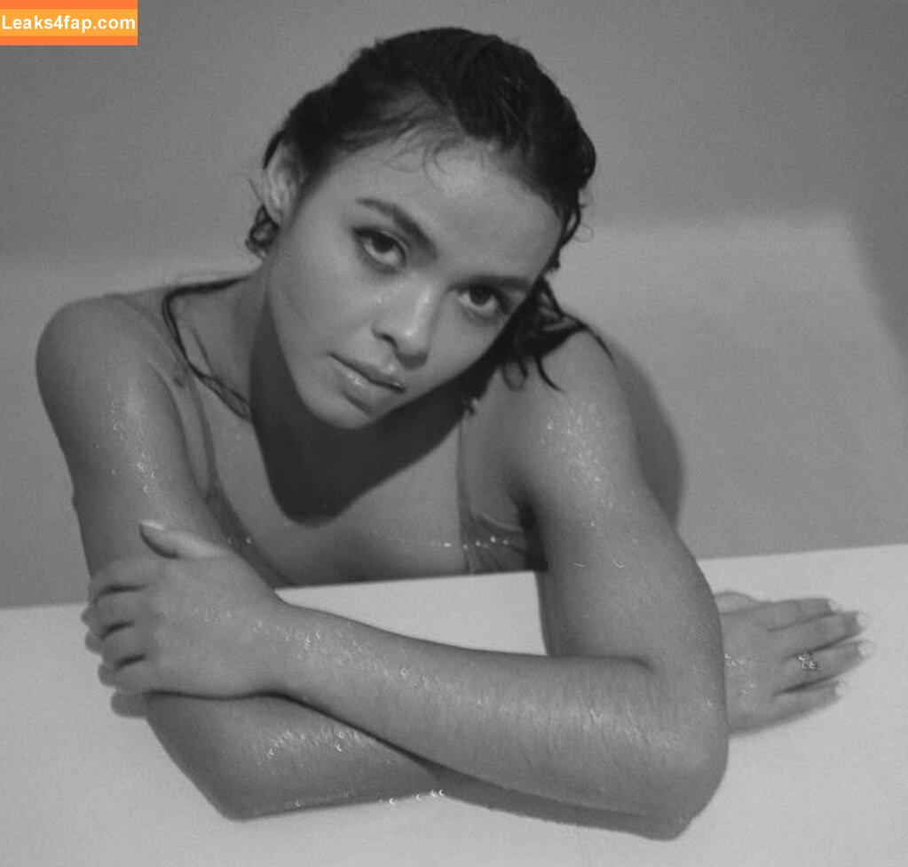 Vanessa Bauer / vanessabauer_skates leaked photo photo #0021