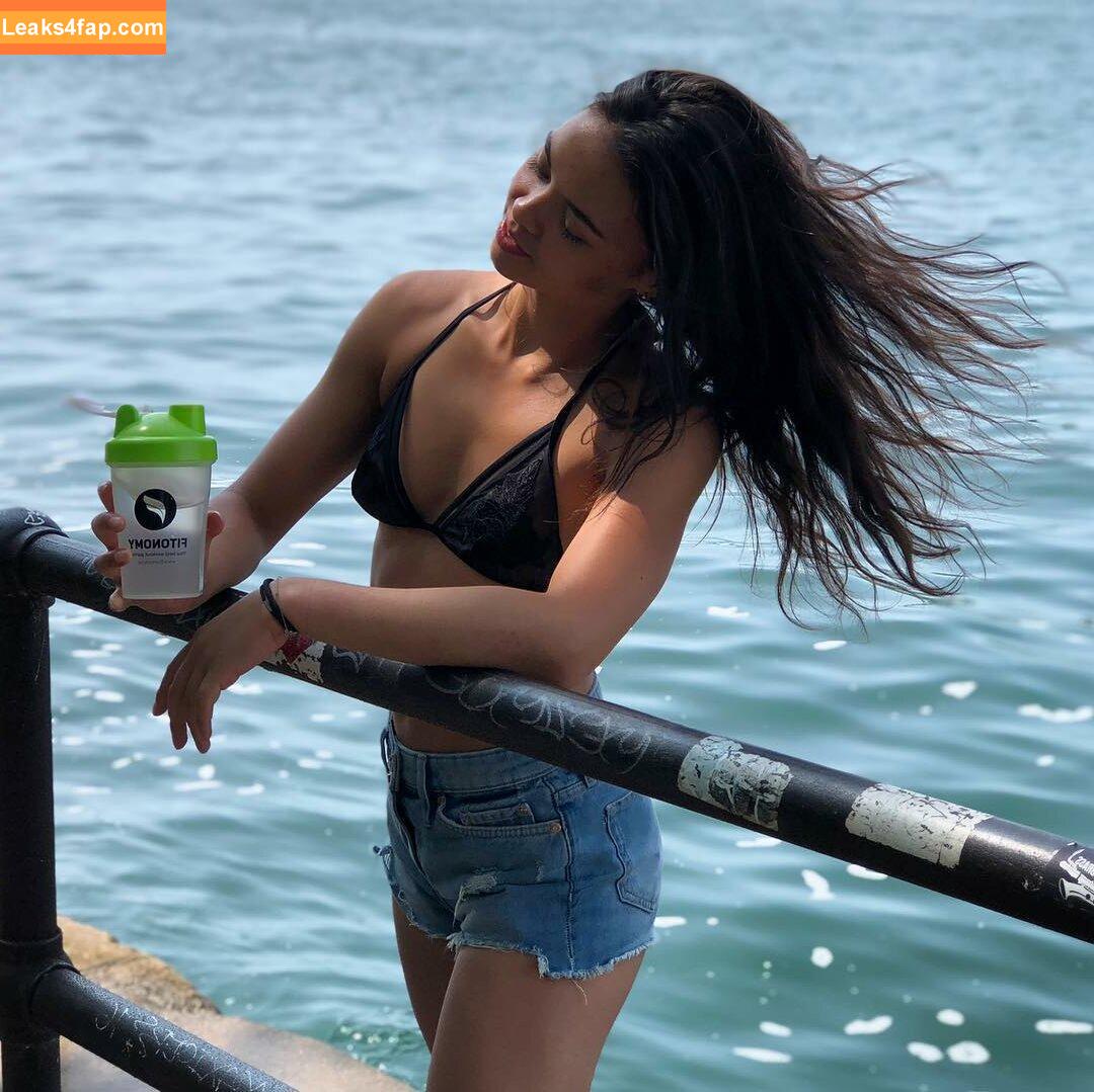 Vanessa Bauer / vanessabauer_skates leaked photo photo #0107