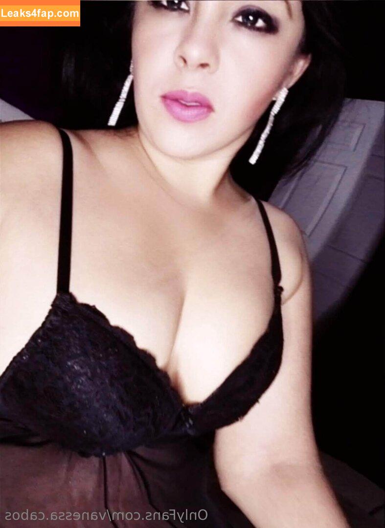 vanessa.cabos / volcomvanessa leaked photo photo #0006