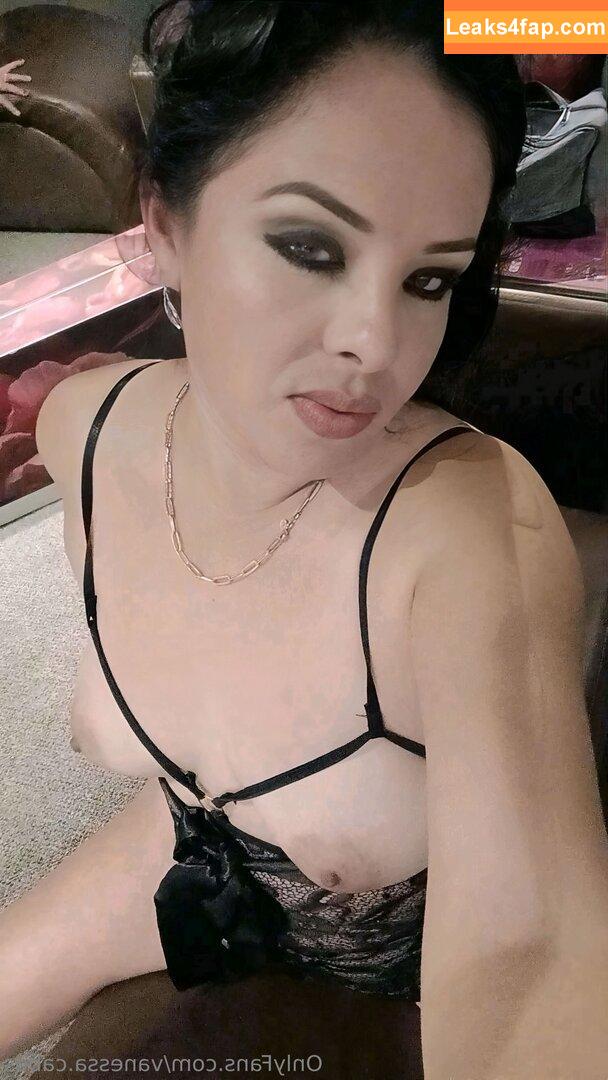 vanessa.cabos / volcomvanessa leaked photo photo #0016