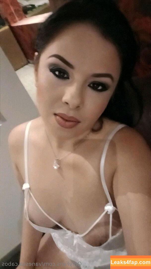 vanessa.cabos / volcomvanessa leaked photo photo #0019