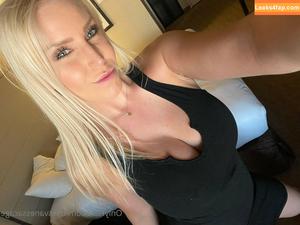 Vanessa Cage photo #0197