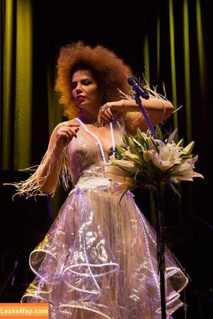 Vanessa Da Mata photo #0117