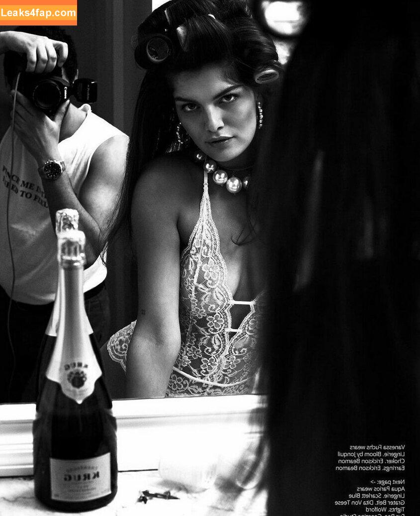 Vanessa Fuchs / vanessafuchs слитое фото фото #0013