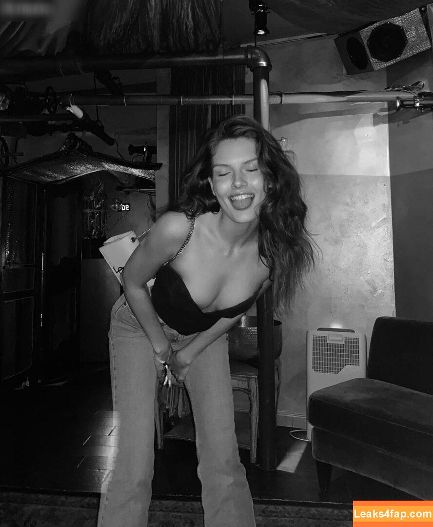 Vanessa Fuchs / vanessafuchs слитое фото фото #0020