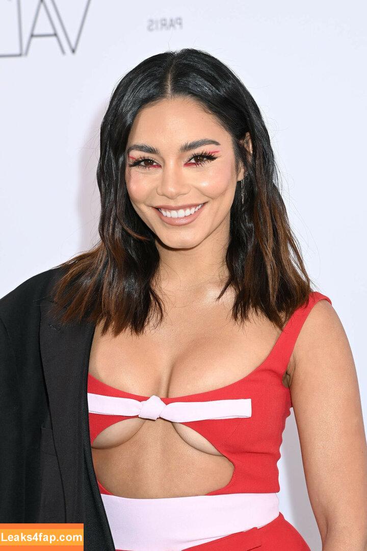 Vanessa Hudgens / VanessaHudgens слитое фото фото #0032