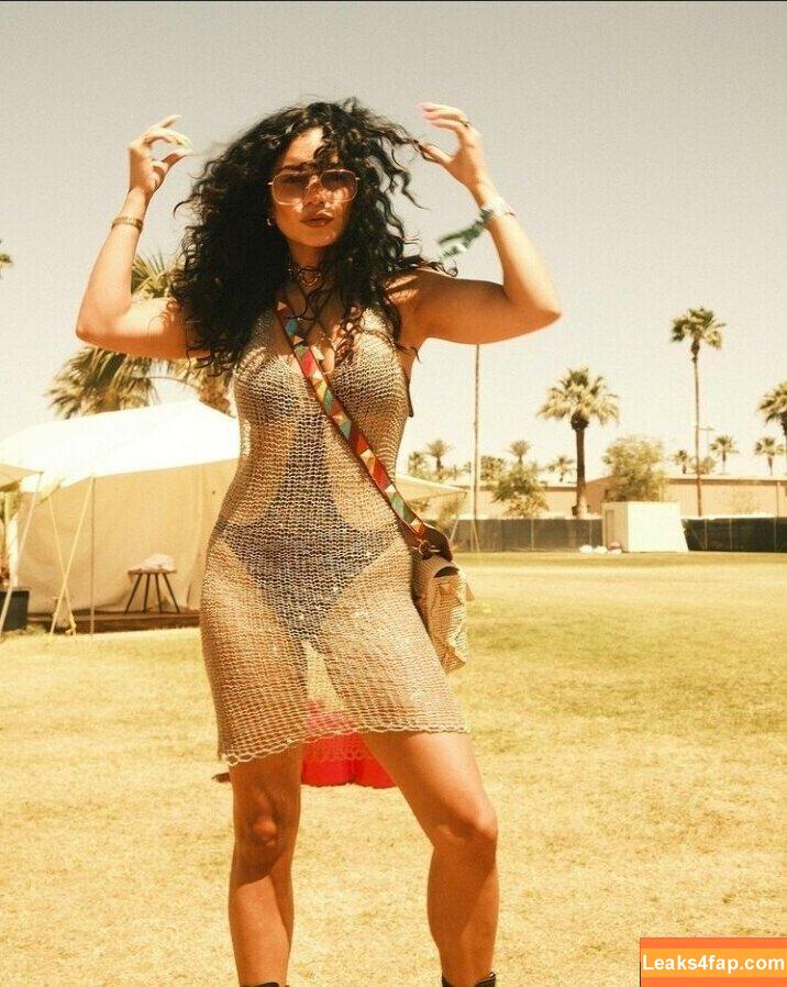 Vanessa Hudgens / VanessaHudgens слитое фото фото #0035