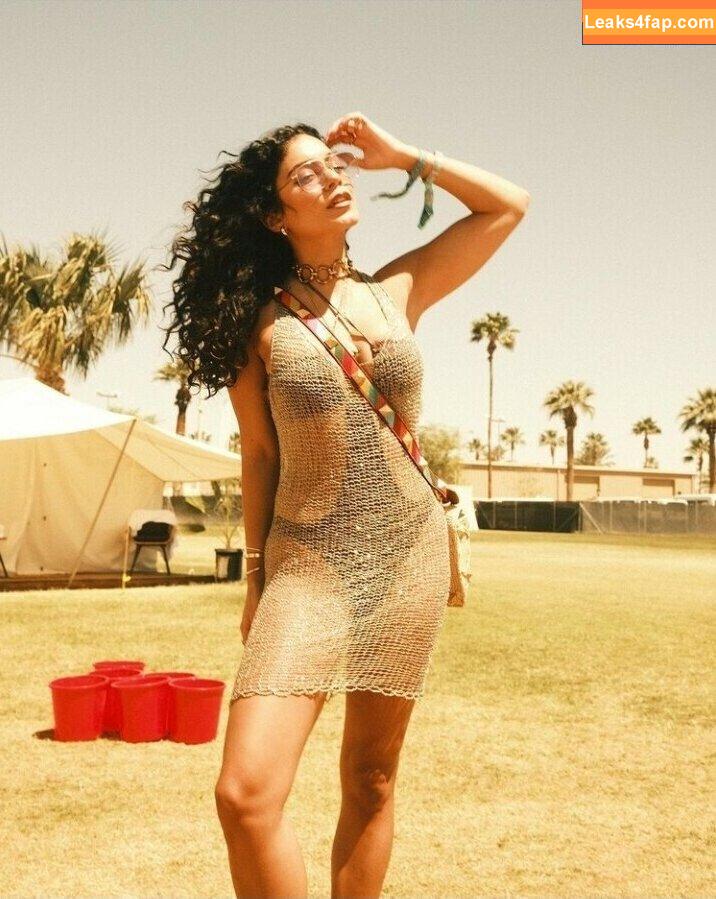 Vanessa Hudgens / VanessaHudgens слитое фото фото #0036