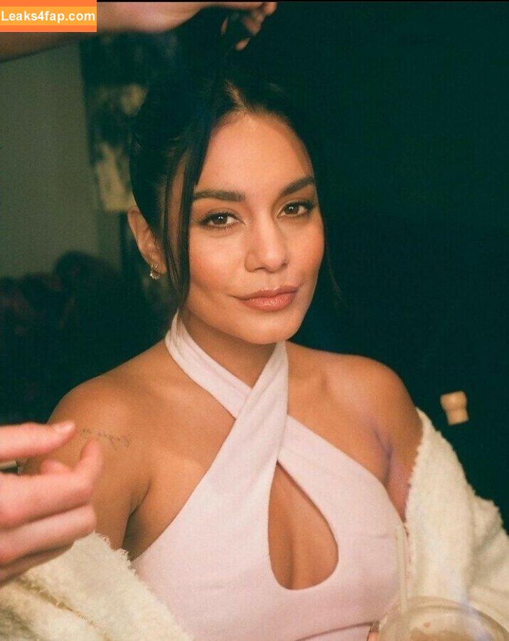 Vanessa Hudgens / VanessaHudgens слитое фото фото #0039