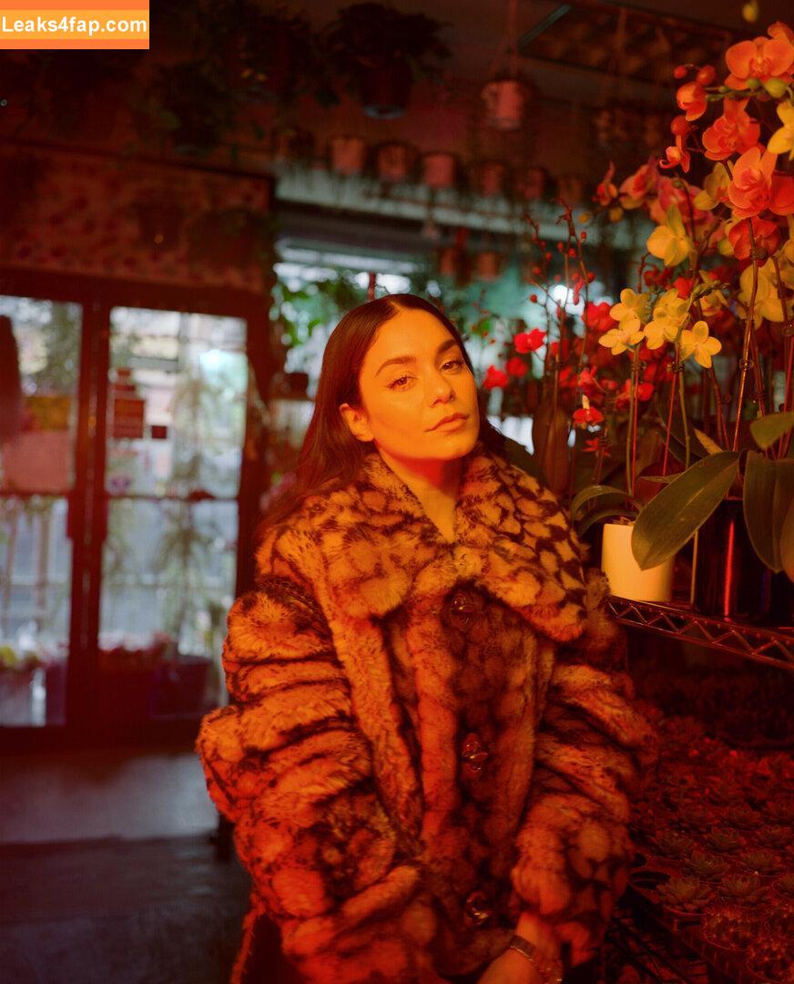 Vanessa Hudgens / VanessaHudgens слитое фото фото #0041